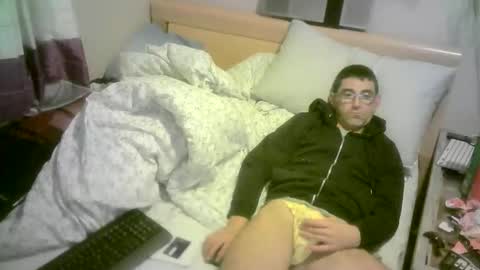 Snapshot of romson998181 chatting on 11/02/25, 10:01 romson998181 online show from 11/02/25, 10:01