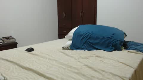    online show from 11/22/25, 11:42