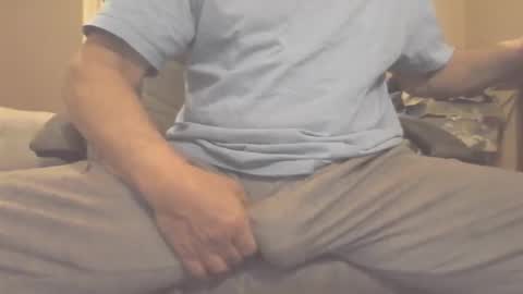 Snapshot of roney58 chatting on 01/30/25, 10:19 roney58 online show from 01/30/25, 10:19