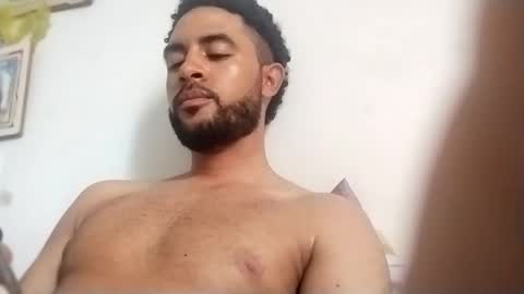 Snapshot of ronreal07 chatting on 10/26/25, 05:41 ronreal07 online show from 10/26/25, 05:41