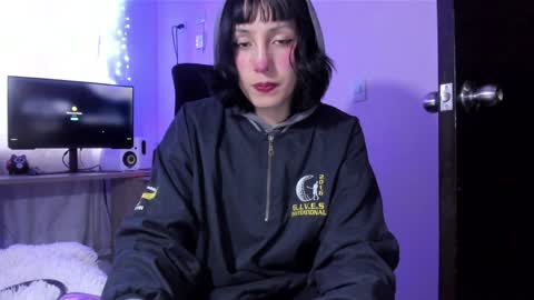 Twelve 3 Inst Twelve 312002 Twitter Room312 2002 online show from 12/29/24, 10:36