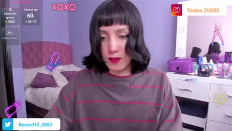 Twelve 3 Inst Twelve 312002 Twitter Room312 2002 online show from 01/02/25, 04:13