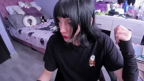 Twelve 3 Inst Twelve 312002 Twitter Room312 2002 online show from 03/09/25, 06:21