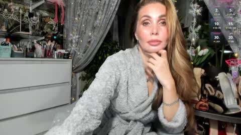 Aurora online show from 01/19/25, 10:39