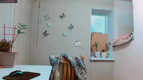 Snapshot of rosa843850 chatting on 02/04/25, 03:15 rosa843850 online show from 02/04/25, 03:15