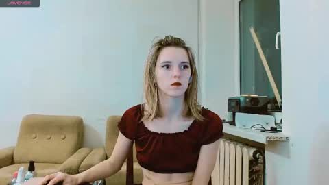 Snapshot of rosa843850 chatting on 03/08/25, 04:39 rosa843850 online show from 03/08/25, 04:39