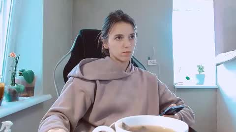 Snapshot of rosa843850 chatting on 09/12/25, 08:47 rosa843850 online show from 09/12/25, 08:47