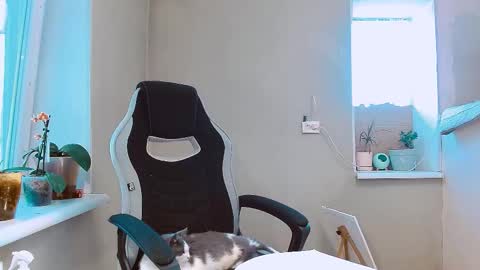 Snapshot of rosa843850 chatting on 09/21/25, 02:19 rosa843850 online show from 09/21/25, 02:19