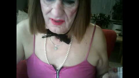 Snapshot of rosa_teevee chatting on 12/03/24, 06:49 Tina online show from 12/03/24, 06:49