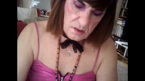 Snapshot of rosa_teevee chatting on 12/10/24, 05:44 Tina online show from 12/10/24, 05:44