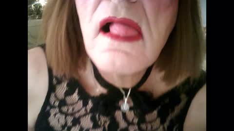 Snapshot of rosa_teevee chatting on 01/17/25, 08:11 Tina online show from 01/17/25, 08:11