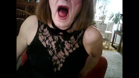 Snapshot of rosa_teevee chatting on 01/17/25, 11:40 Tina online show from 01/17/25, 11:40