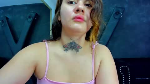 Rosaline Grey online show from 10/19/25, 04:46