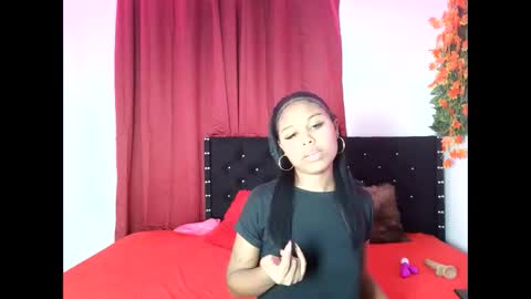 Snapshot of rosasexi_09 chatting on 10/18/25, 04:26 rosasexi_09 online show from 10/18/25, 04:26