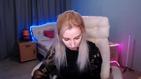 Snapshot of rose__shine chatting on 12/11/24, 10:14 rose shine online show from 12/11/24, 10:14