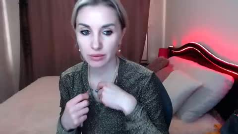 Snapshot of rose__shine chatting on 01/03/25, 10:31 rose shine online show from 01/03/25, 10:31
