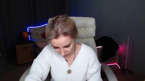 Snapshot of rose__shine chatting on 01/04/25, 10:38 rose shine online show from 01/04/25, 10:38