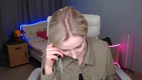 Snapshot of rose__shine chatting on 01/15/25, 07:23 rose shine online show from 01/15/25, 07:23
