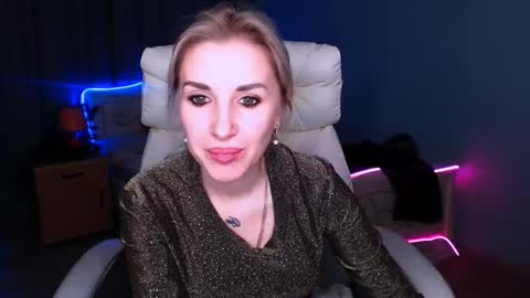 Snapshot of rose__shine chatting on 01/25/25, 10:08 rose shine online show from 01/25/25, 10:08