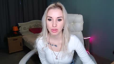 Snapshot of rose__shine chatting on 02/05/25, 11:02 rose shine online show from 02/05/25, 11:02