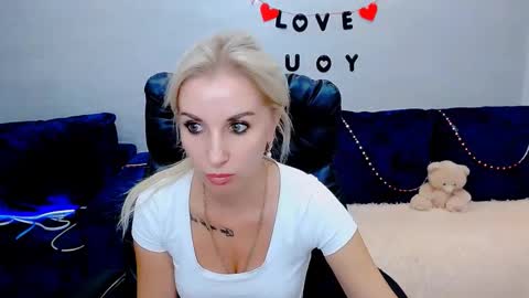 Snapshot of rose__shine chatting on 09/11/25, 11:32 rose shine online show from 09/11/25, 11:32