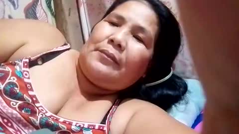 Snapshot of rose_ann123 chatting on 09/25/25, 09:35 rose_ann123 online show from 09/25/25, 09:35