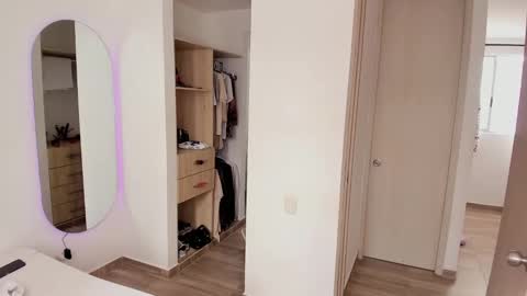 Jhoan Alexis online show from 10/07/25, 02:58