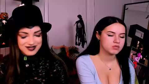 rose online show from 10/30/25, 08:31