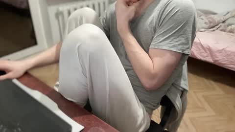 Rose and the Collector online show from 09/15/25, 04:40