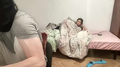 Rose and the Collector online show from 09/19/25, 04:58