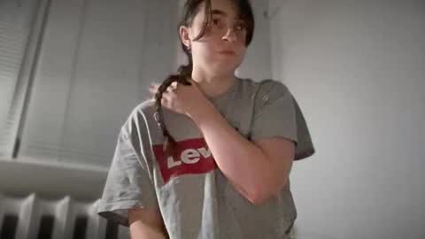 Rose and the Collector online show from 11/11/25, 06:19