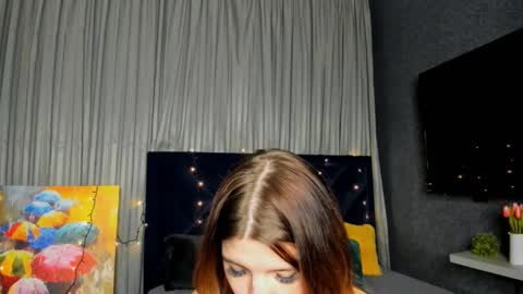 Snapshot of roseblanche2k chatting on 01/26/25, 10:13 Florin online show from 01/26/25, 10:13