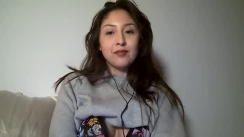 Snapshot of rosedahlia chatting on 02/04/25, 07:18 Dahlia Rose online show from 02/04/25, 07:18