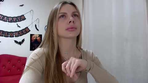 Rose Hubbard online show from 10/27/25, 05:33