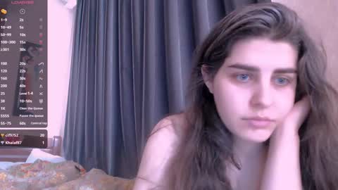 Snapshot of roselina_ chatting on 02/21/25, 10:50 Rose online show from 02/21/25, 10:50