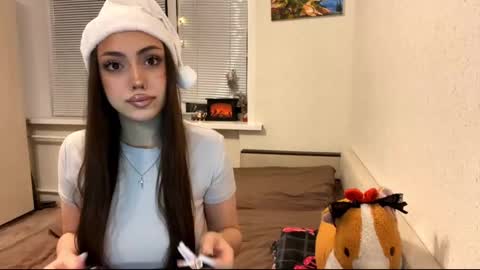 Mimi online show from 11/20/25, 02:39