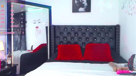 roseramiirez online show from 10/08/25, 12:08