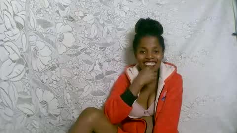 Snapshot of rosiahot1 chatting on 10/11/25, 07:18 rosia online show from 10/11/25, 07:18