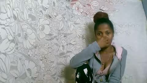 Snapshot of rosiahot1 chatting on 10/26/25, 10:04 rosia online show from 10/26/25, 10:04