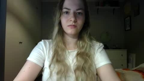 Rosie online show from 10/30/25, 08:16