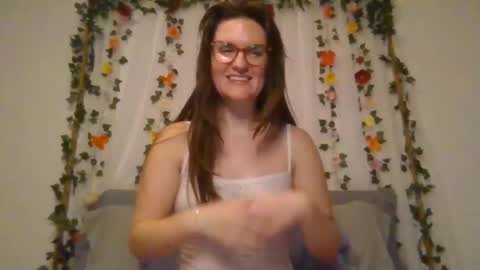 Snapshot of rosie_woods chatting on 11/12/25, 04:35 rosie_woods online show from 11/12/25, 04:35