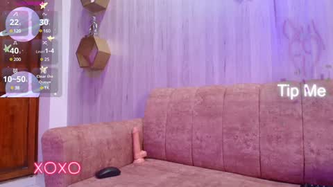 Snapshot of rosieleex_ chatting on 01/30/25, 08:31 Rosie online show from 01/30/25, 08:31