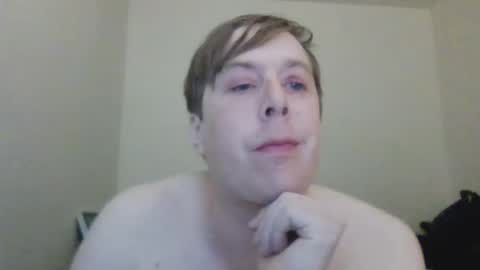 Snapshot of rosiextimes chatting on 10/19/25, 06:14 sluttyamateurcdrosie online show from 10/19/25, 06:14