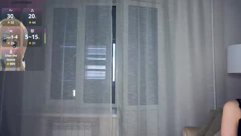 Edwina online show from 10/27/25, 04:27