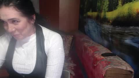 Snapshot of rositasky chatting on 10/06/25, 05:16 RositaSky online show from 10/06/25, 05:16
