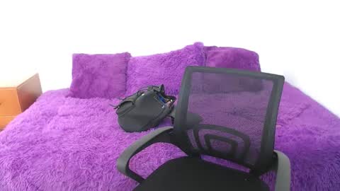 Snapshot of rosse77_ chatting on 09/23/25, 12:19 rosse online show from 09/23/25, 12:19