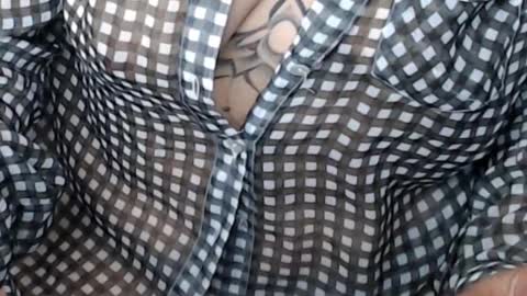 Snapshot of rosse77_ chatting on 09/27/25, 01:16 rosse online show from 09/27/25, 01:16