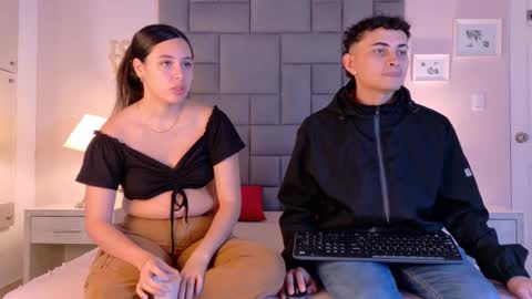 Snapshot of rosse_and_mike chatting on 09/19/25, 11:44 Rosse Mike online show from 09/19/25, 11:44