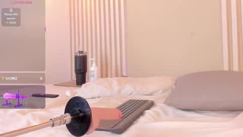 Ross online show from 11/12/25, 10:20