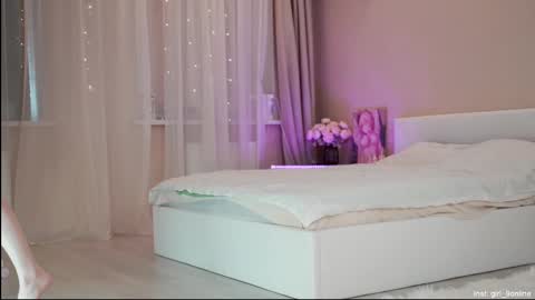 Snapshot of rosyemily chatting on 02/09/25, 09:47 Hi Im Maria Check my Bio online show from 02/09/25, 09:47